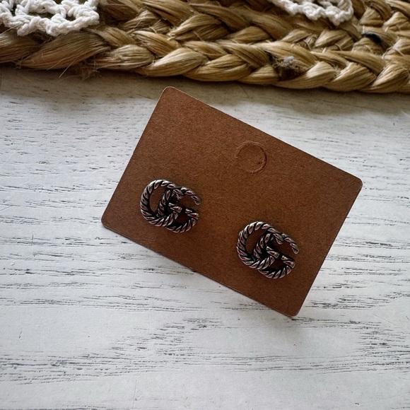 FASHION ROPE DETAIL G STUDS - Picture 2 of 4